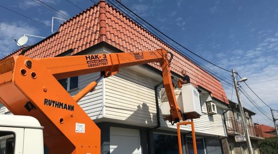 Измиване на фасади. Почистване на фасади на сгради.